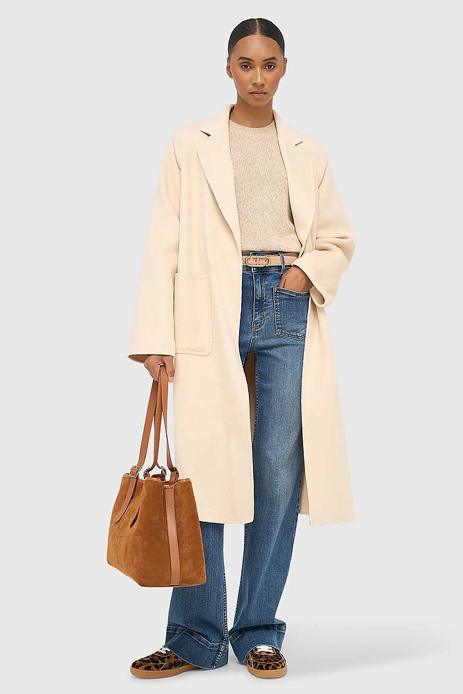 beige-cashmere-dames-jas-lang-double-face-jules-janice-01.webp