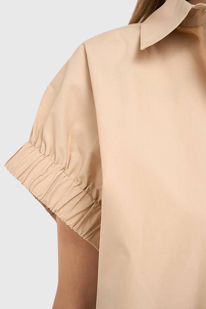beige-katoenen-dames-blouse-korte-mouw-yaro-wit-janice-04.webp