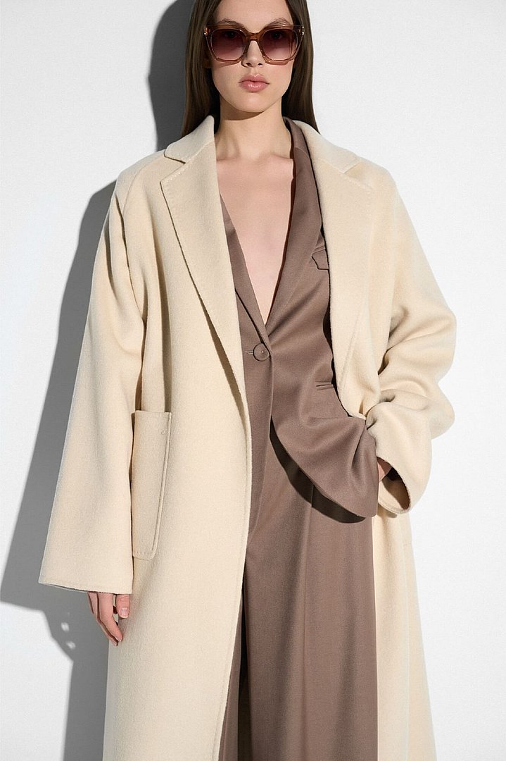 Blazer dames jeremy bruin pantalon mel bruin jas jules zonnebril royce honing janice 01