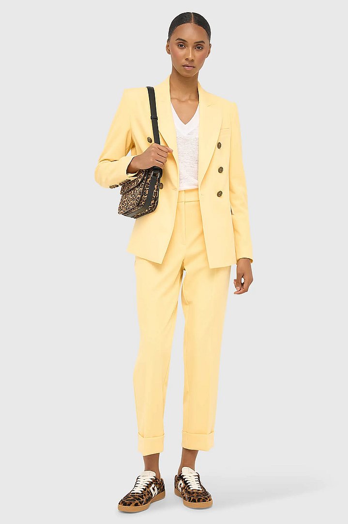 blazer-dames-knopen-getailleerd-connor-geel-janice-04.webp