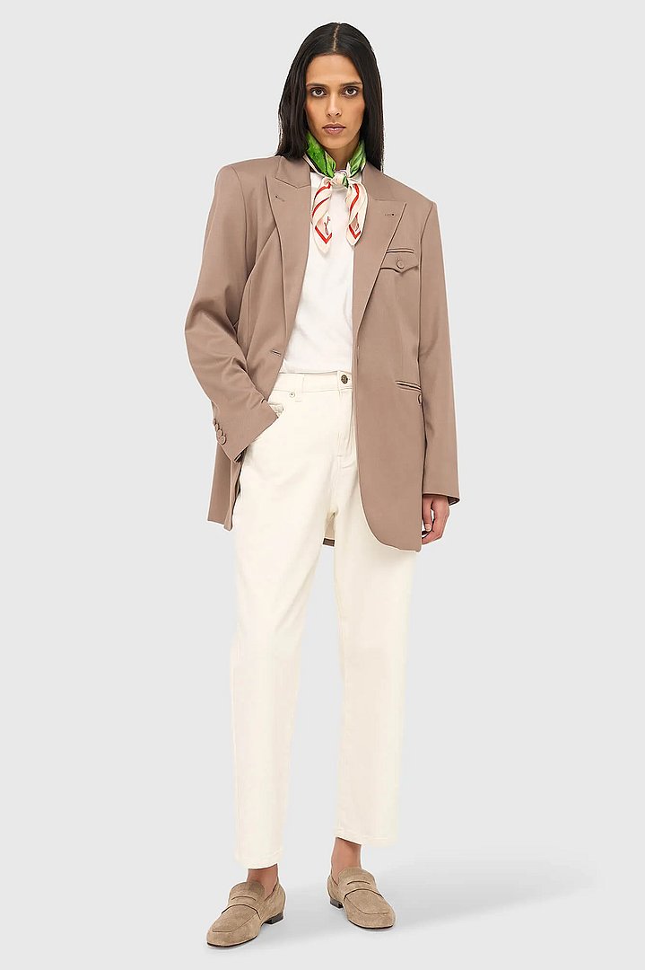 blazer-dames-oversized-boyfriend-hank-bruin-janice-03.webp
