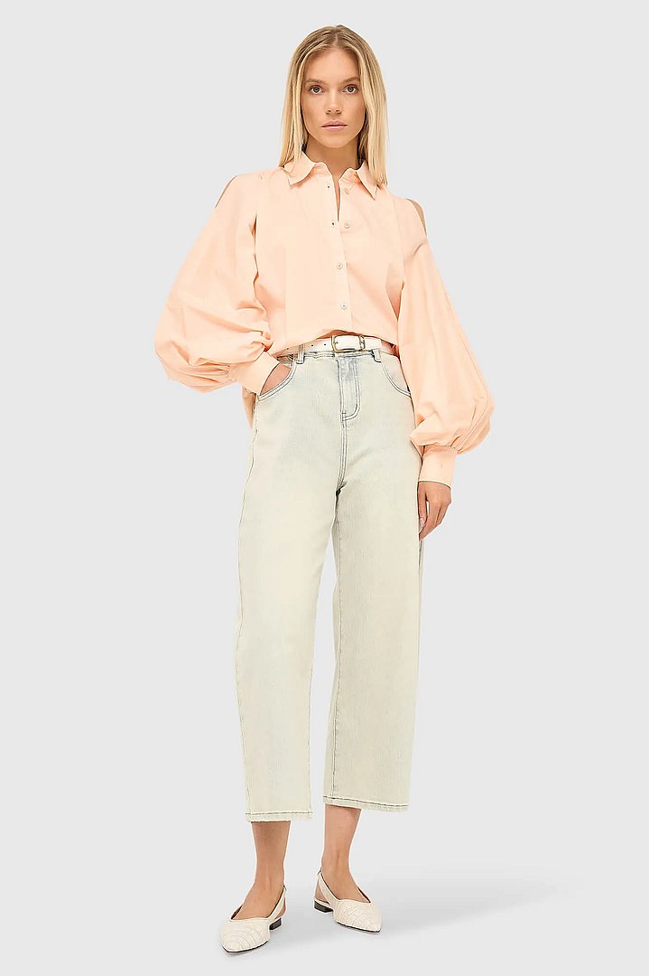 blouse-dames-katoen-peach-tone-pofmouw-cut-out-janice-01.webp