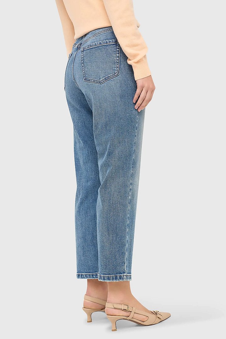 boyfriend-jeans-dames-mid-rise-blauw-379-bailey-janice-04.webp