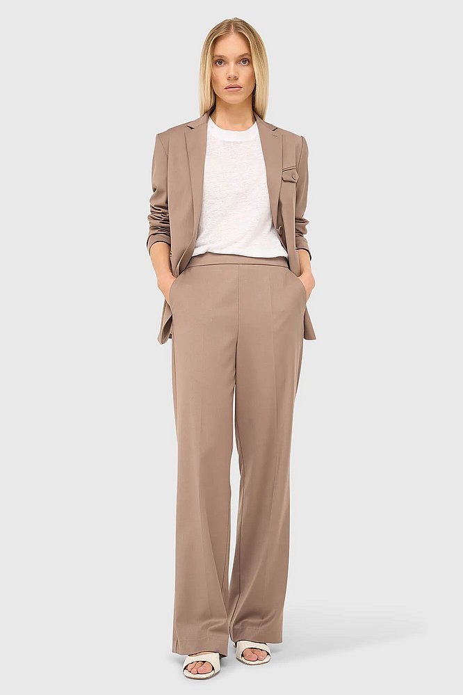 broek-dames-wijde-pijp-bruin-pete-janice-03.webp