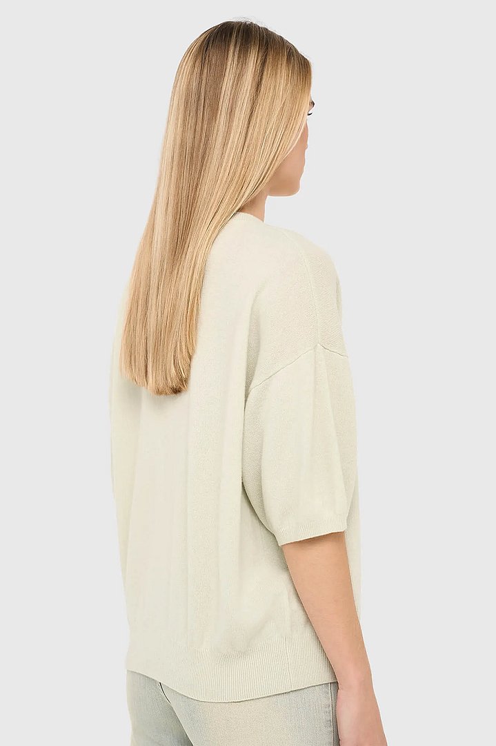 cashmere-dames-trui-v-hals-romeo-groen-janice-03.webp