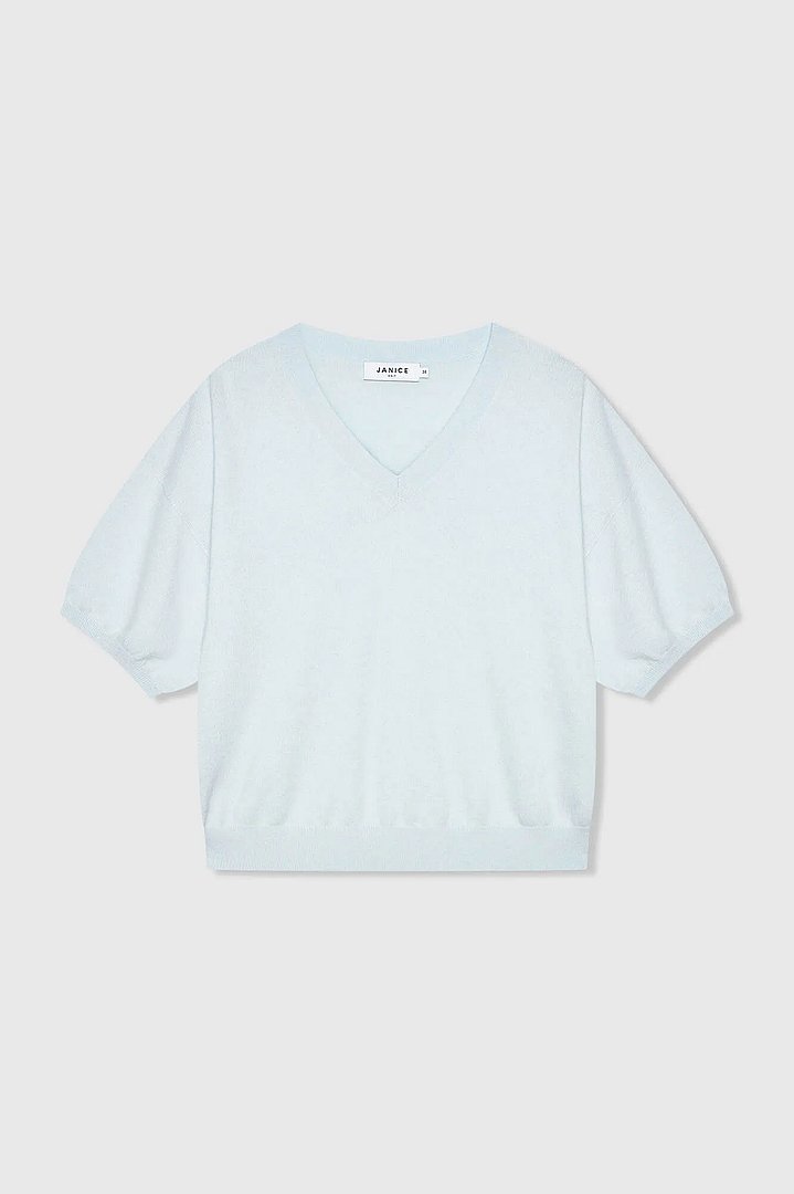 cashmere-dames-trui-v-hals-romeo-licht-blauw-janice-00.webp