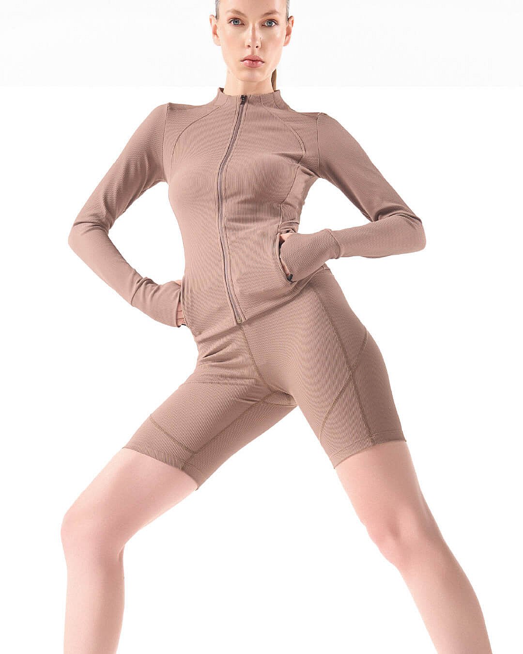 JANICE Cole Sport Short — Dames Activewear