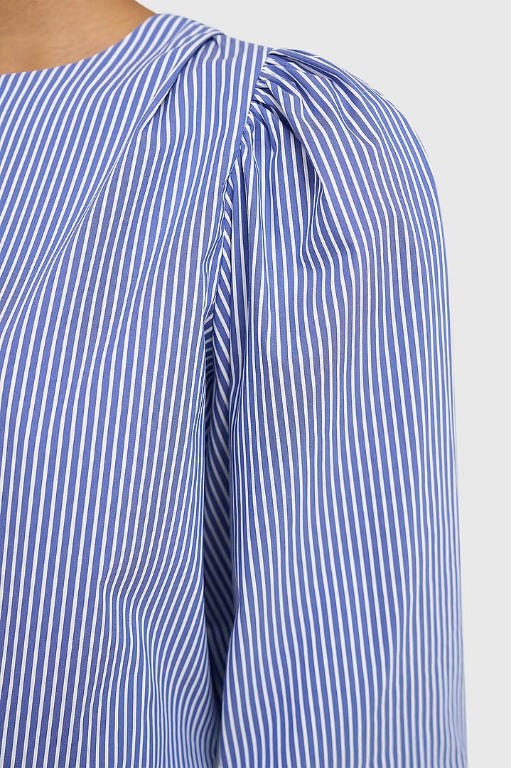 dames-top-pof-mouw-streepjes-elian-blauw-janice-02.webp