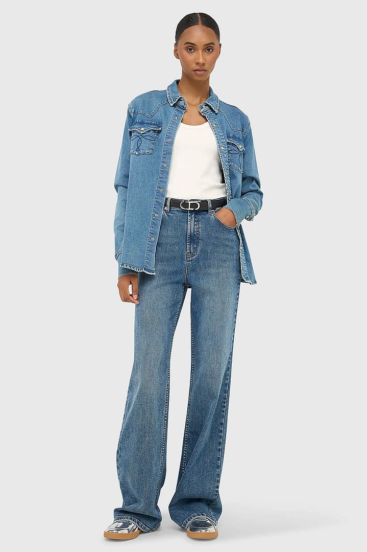 denim-blouse-dames-stretch-levi-379-janice-02.webp