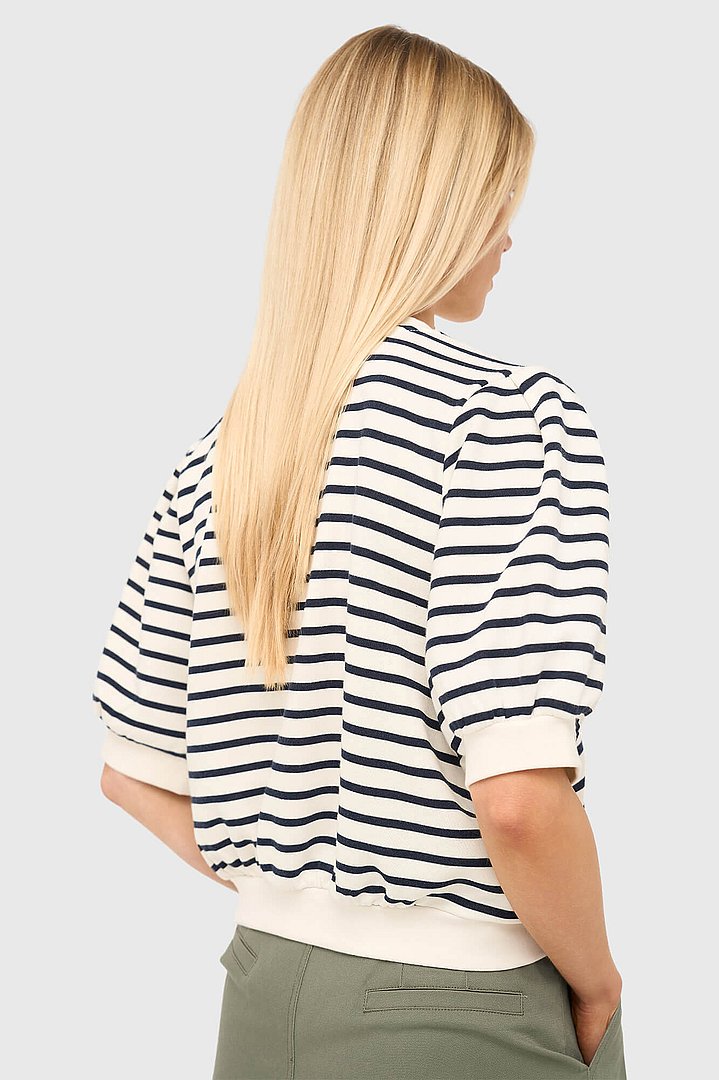 Gestreepte Blauw Wit Dames Sweater Pof Mouw Katoen Corey Janice 04