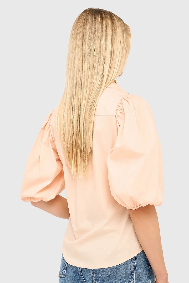 katoenen-blouse-dames-lars-peach-janice-03.webp