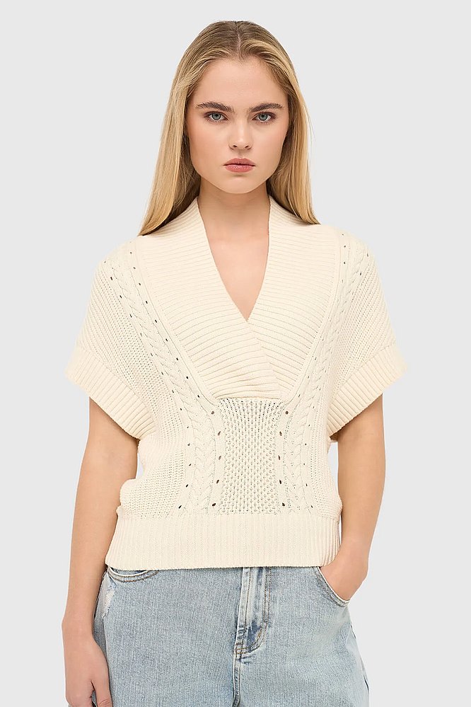 katoenen-spencer-vest-kabel-dames-viggo-off-white-janice-03.webp