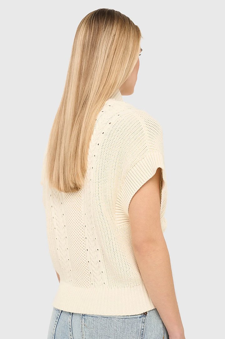katoenen-spencer-vest-kabel-dames-viggo-off-white-janice-04.webp