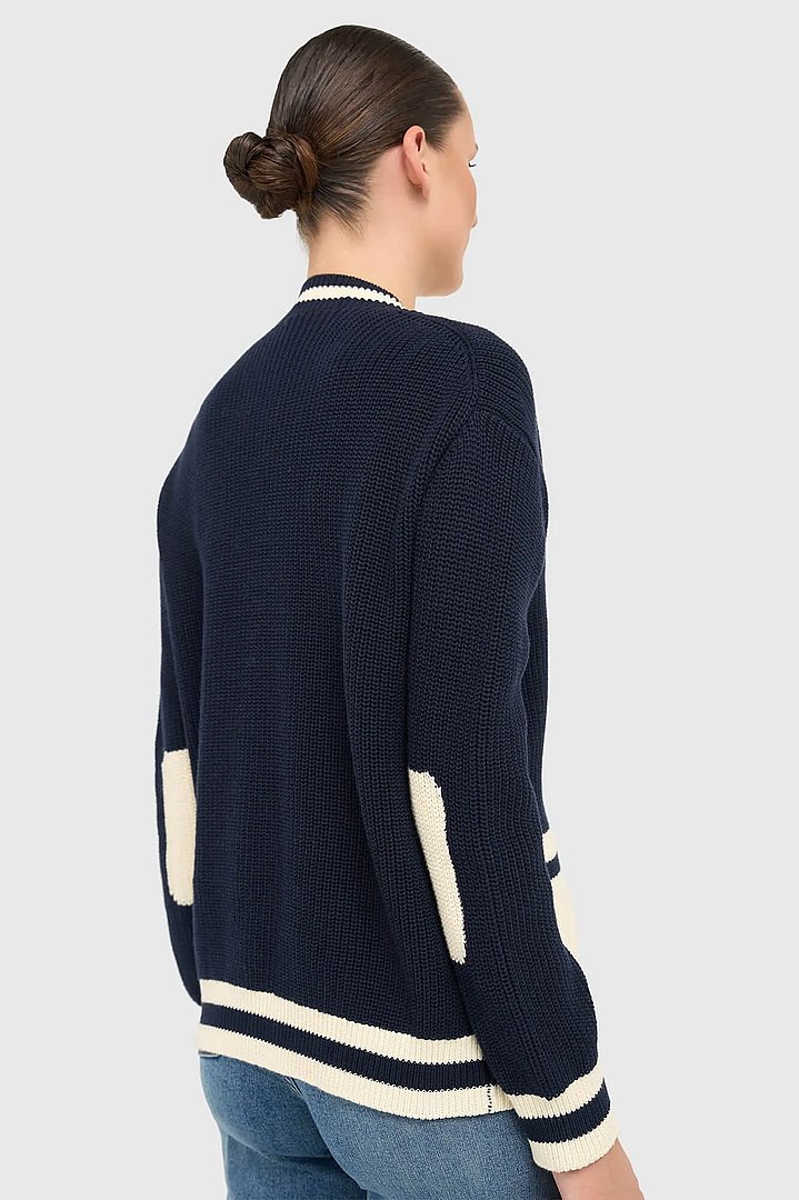 katoenen-vest-knopen-dames-mars-blauw-janice-02.webp