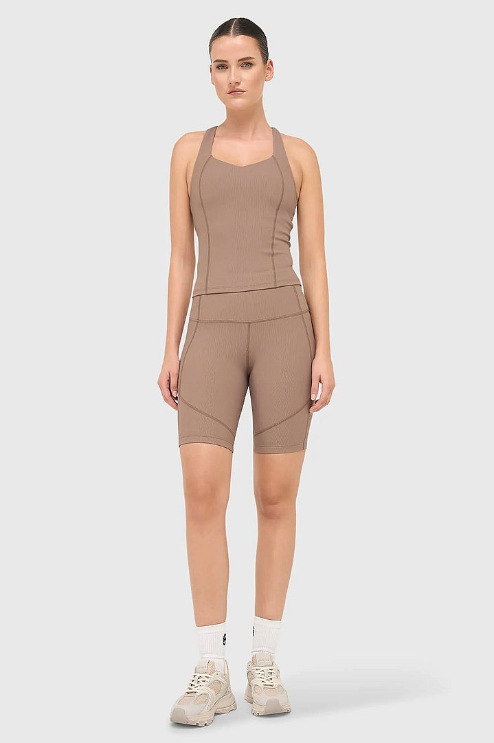 korte-legging-shorts-sport-cole-bruin-janice-04.webp