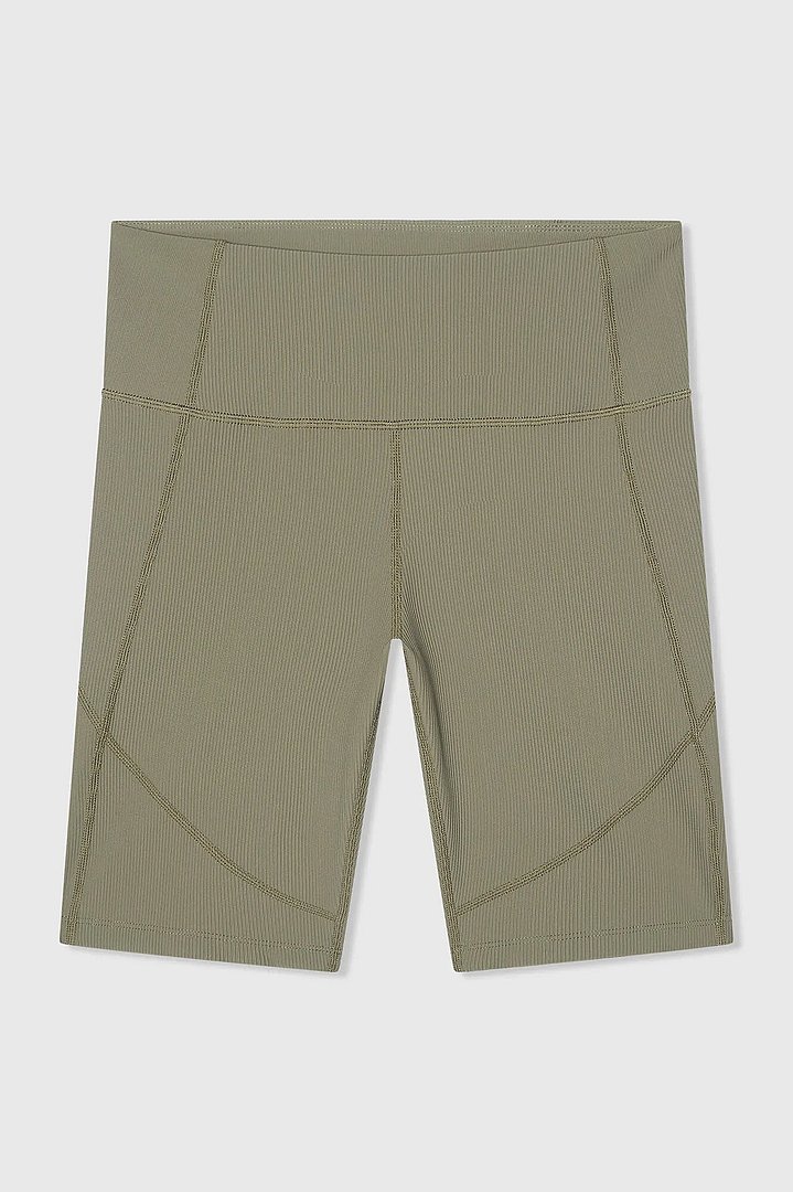 korte-legging-shorts-sport-cole-groen-janice-00.webp
