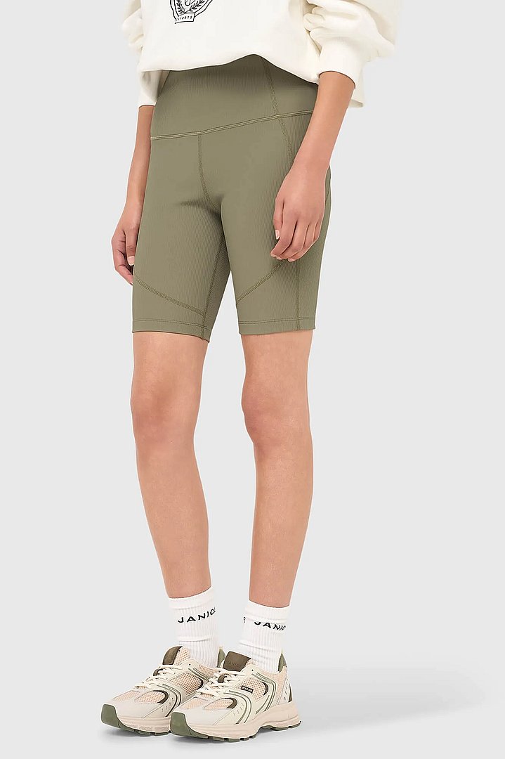 korte-legging-shorts-sport-cole-groen-janice-03.webp