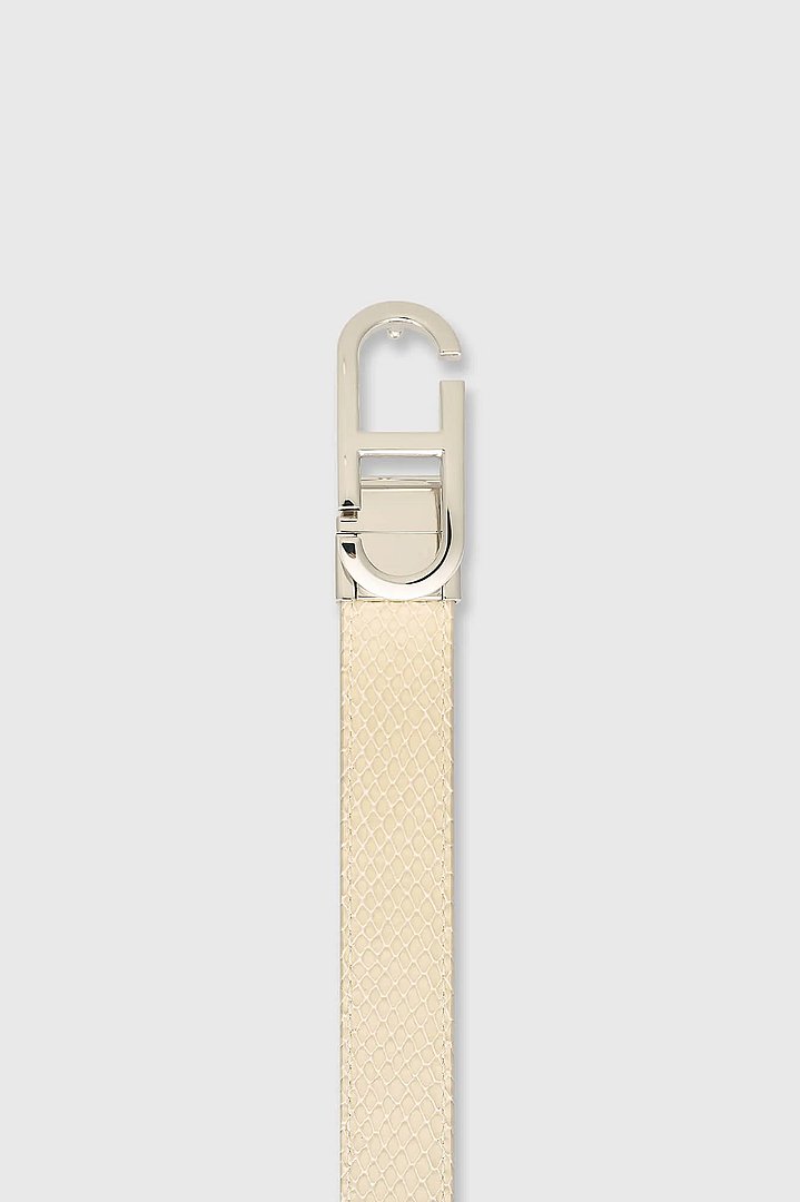 leren-dames-riem-reversible-off-white-creme-zilver-trophy-buckle-janice-01.webp