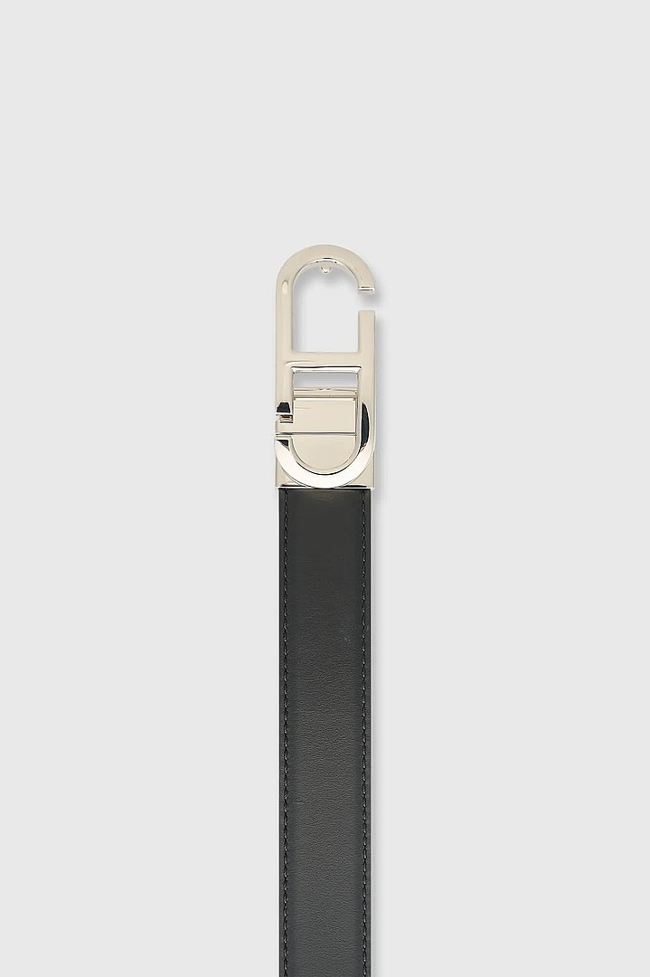 leren-dames-riem-reversible-zwart-bruin-zilver-trophy-buckle-janice-03.webp