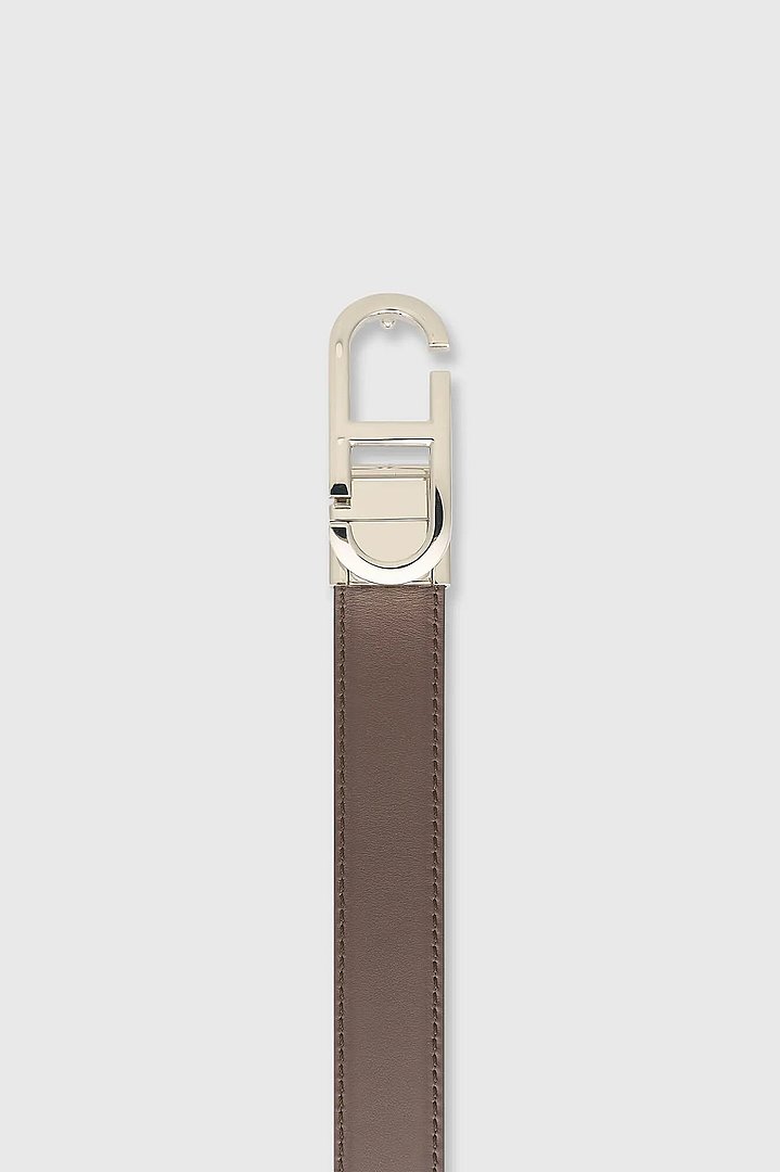 leren-dames-riem-reversible-zwart-bruin-zilver-trophy-buckle-janice-04.webp