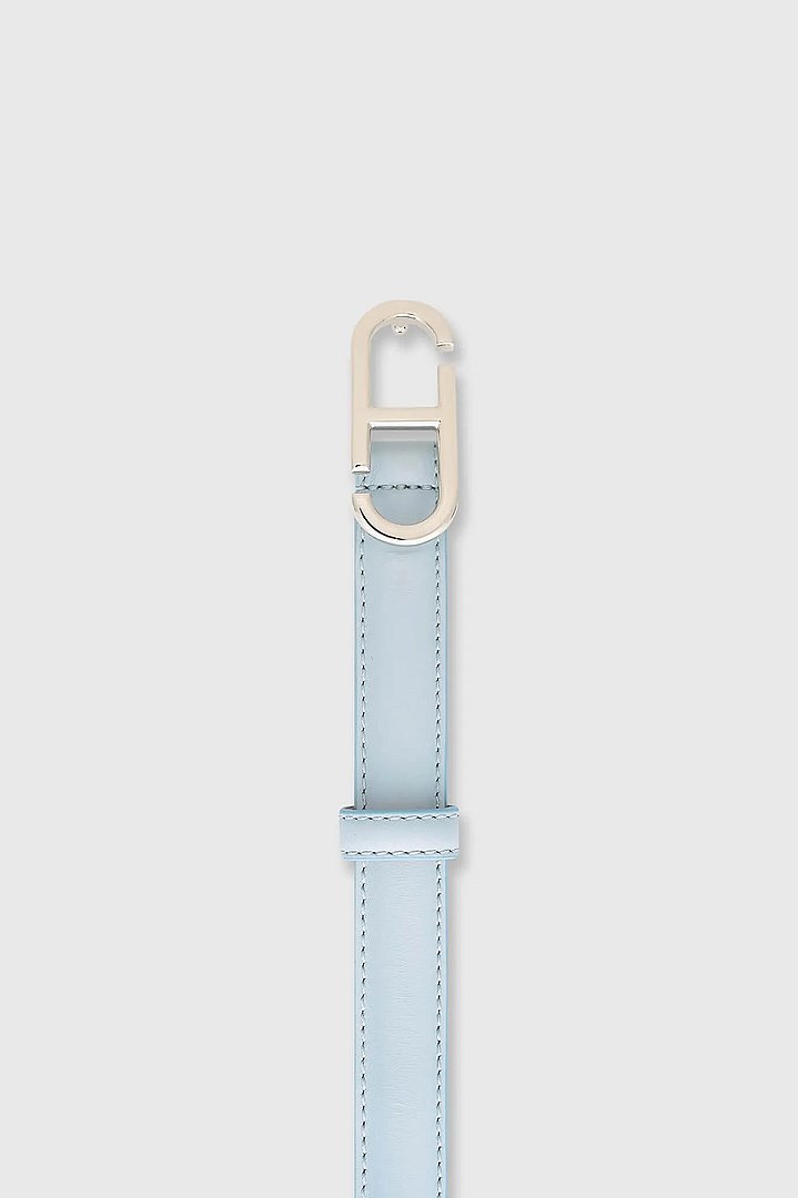 leren-riem-dames-trophy-buckle-blauw-zilver-buckle-janice-02.webp