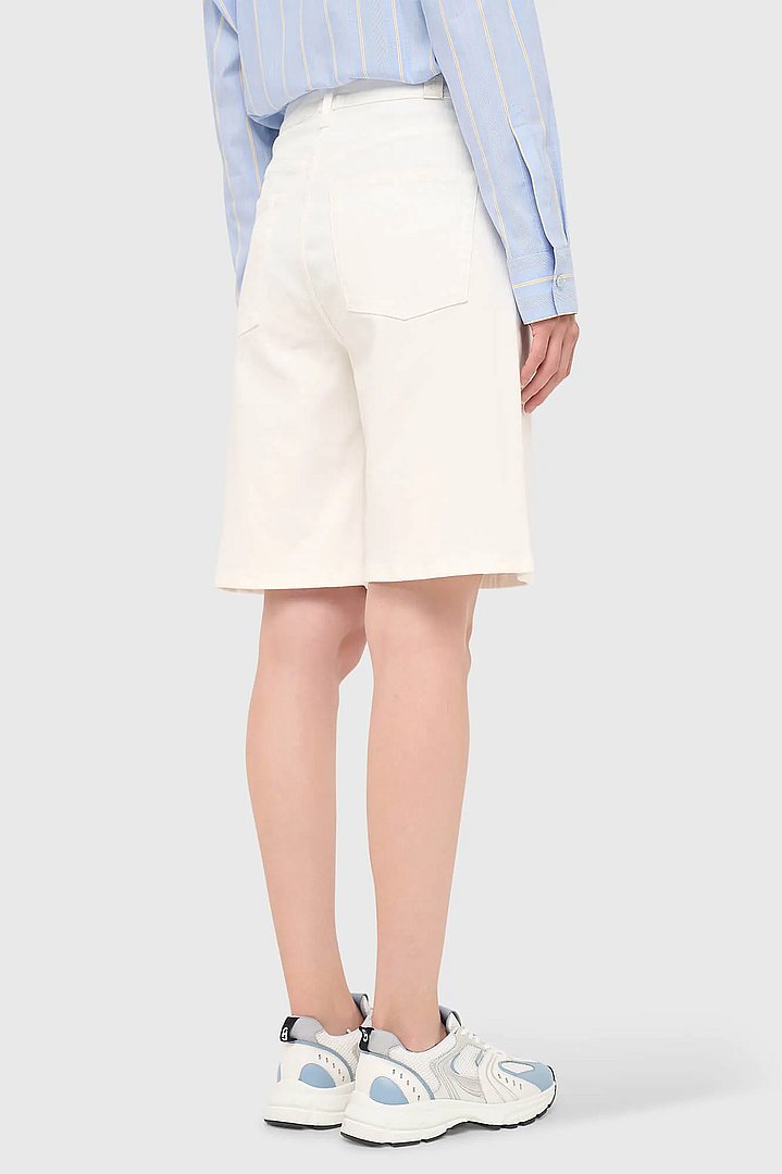 short-denim-dames-stretch-bo-white-183-janice-02.webp