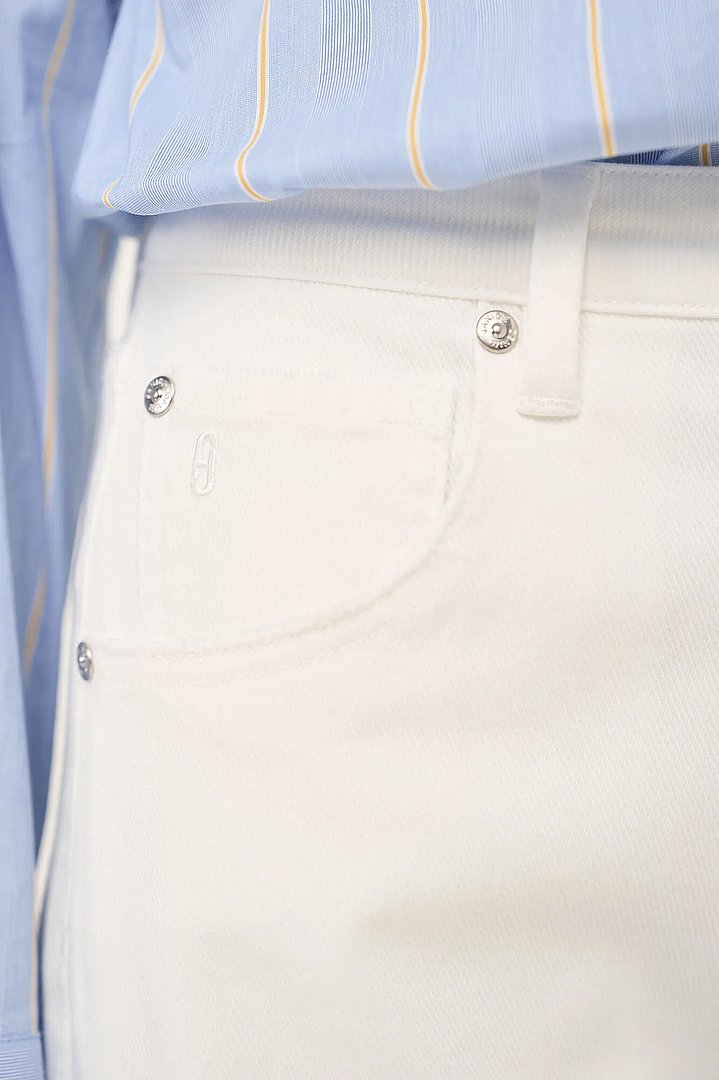 short-denim-dames-stretch-bo-white-183-janice-04.webp
