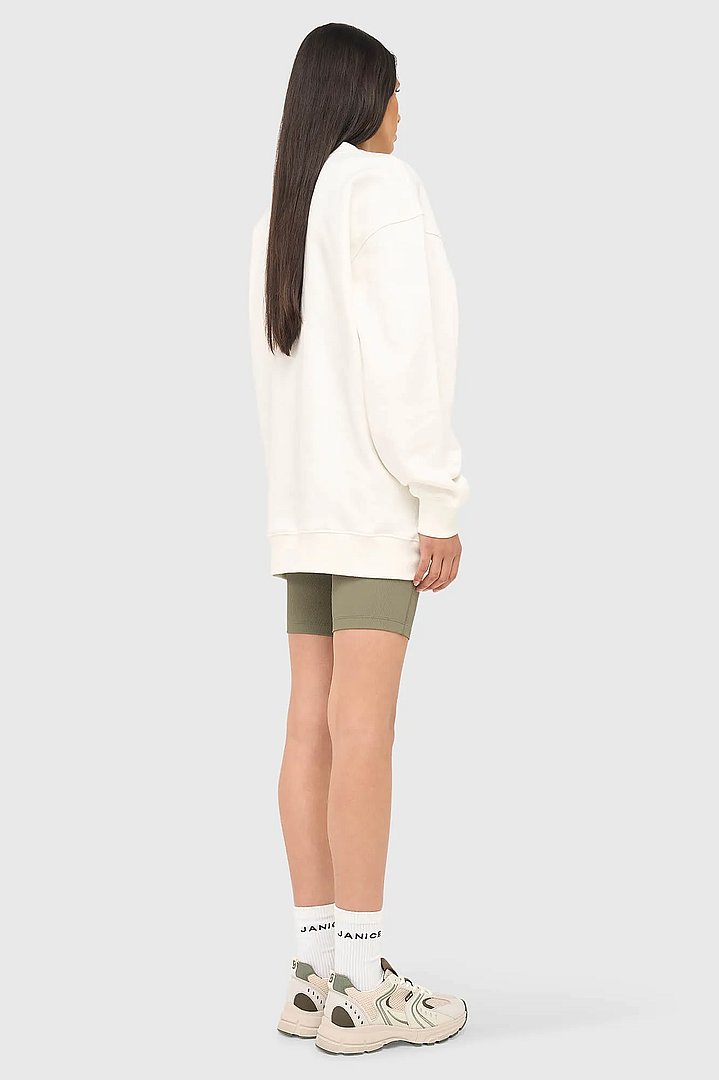 sweater-dames-oversized-wit-oliver-janice-02.webp
