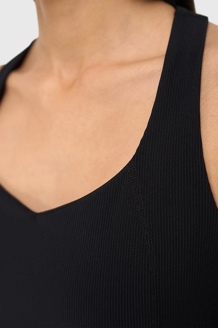 top-dames-sport-bh-yoga-ryle-zwart-rib-janice-01.webp