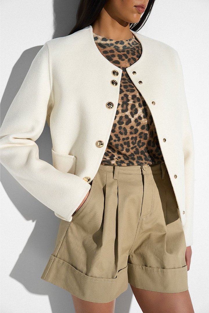 Tshirt Dames Adam Panterprint Short Arthur Beige Blazer Vince off White Slingback Elio Offwhite Zonnebril Oscar Turtoise Janice 02