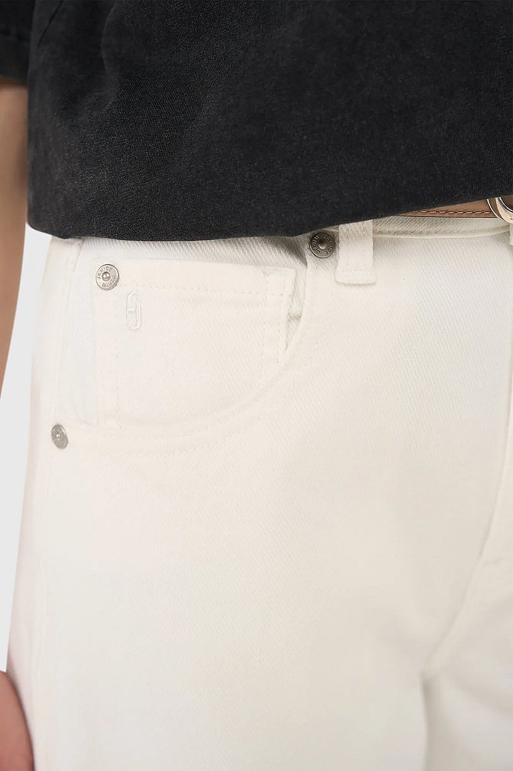 witte-barrel-jeans-dames-mid-rise-baxter-janice-04.webp