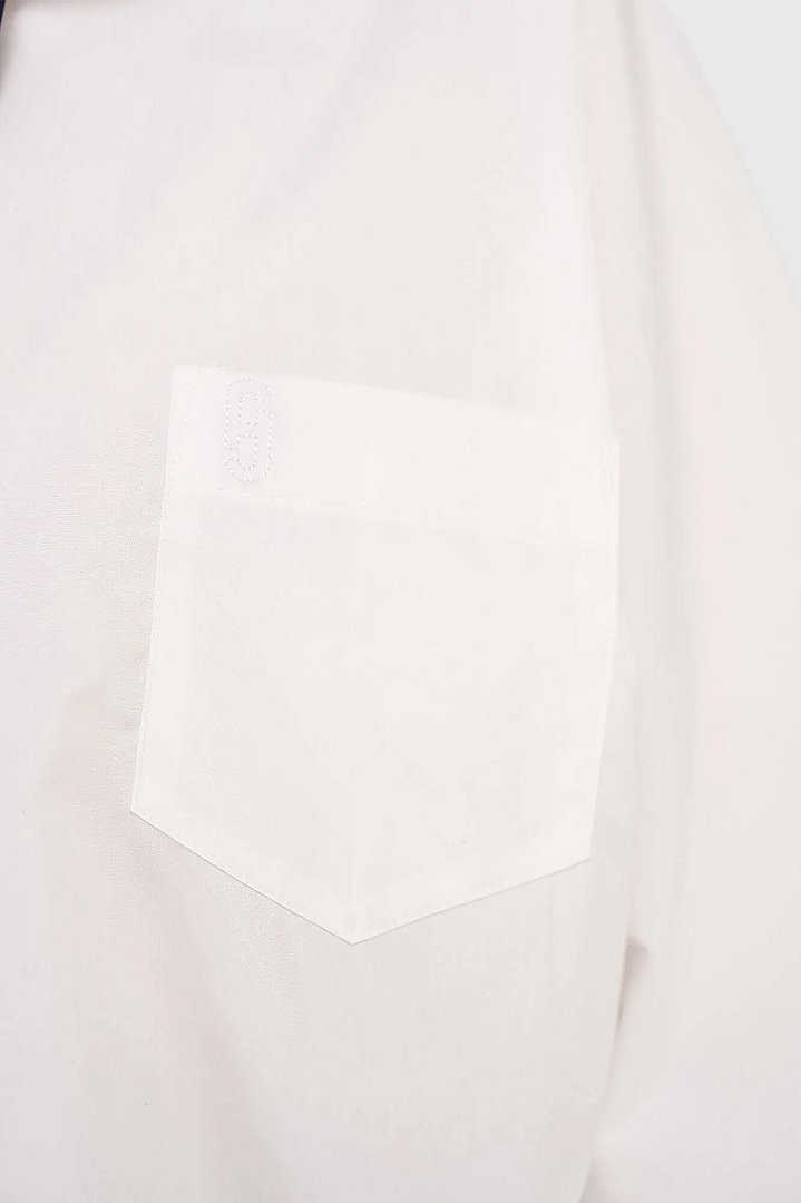 witte-katoenen-blouse-dames-kimono-carl-janice-04.webp