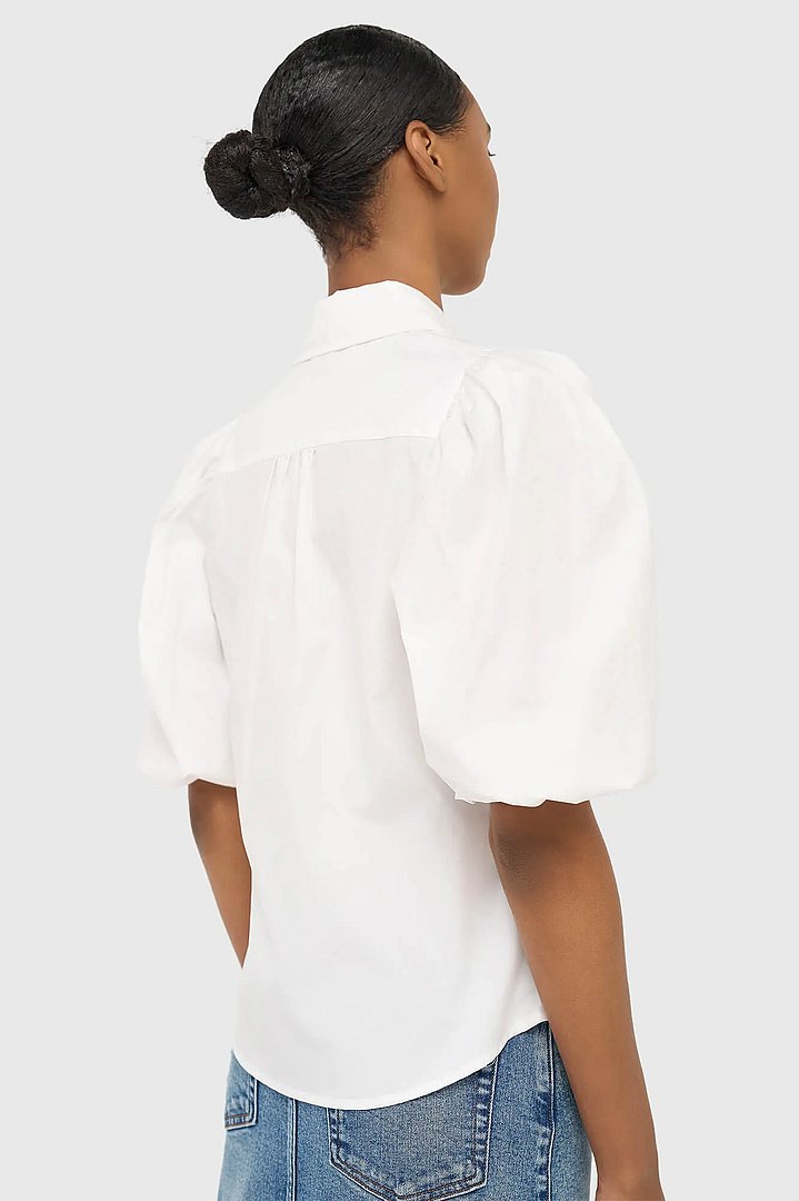 witte-katoenen-blouse-dames-lars-wit-janice-02.webp