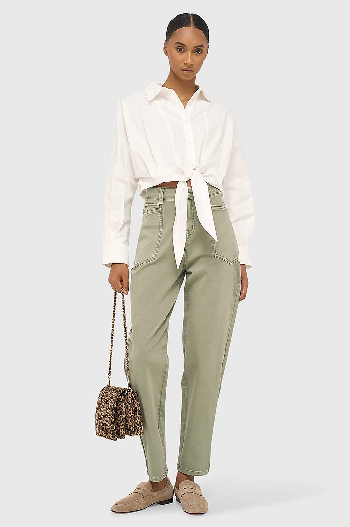 witte-katoenen-strik-blouse-dames-david-janice-03.webp